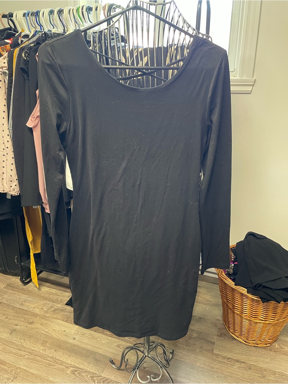 Classic Black Long-Sleeve Scoop Neck Dress